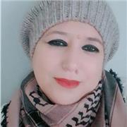 Per anni ho lavorato come insegnante di scuola elementare in Tunisia e legalmente e ho deciso di fare una vacanza a lungo termine e raggiungere mio marito che vive qui in Italia.... Ma con la difficoltà di vivere qui, ho deciso di lavorare per aiutare mio